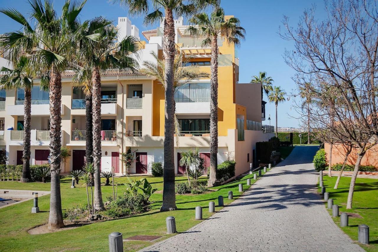 Polo Royale Waterfront Luxury Apt - 3 Terraces And Pool Sotogrande Exterior photo